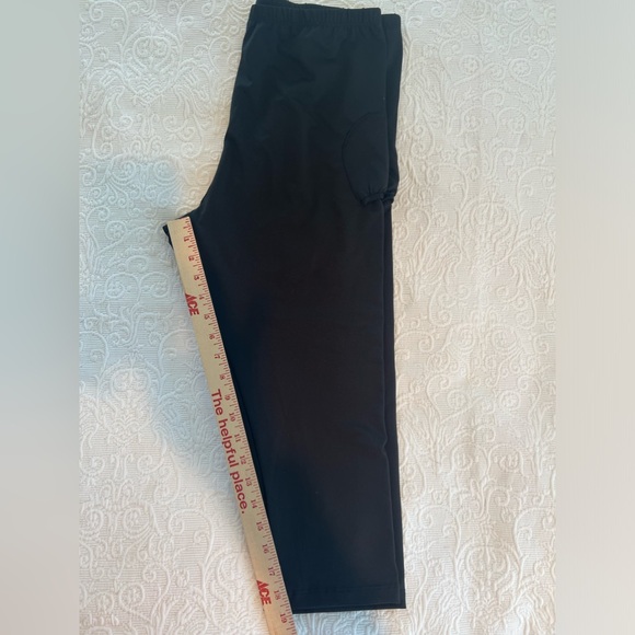 In-Between Capri - Picture 6 of 10